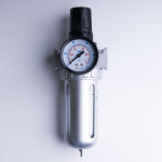 Фильтр влагоотделитель с манометром и регулятором давления  ICAR